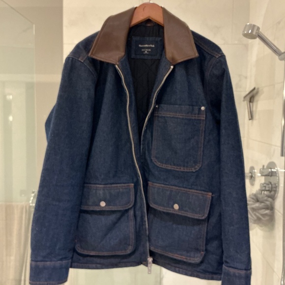 Abercrombie Denim Barn Jacket - Picture 2 of 8